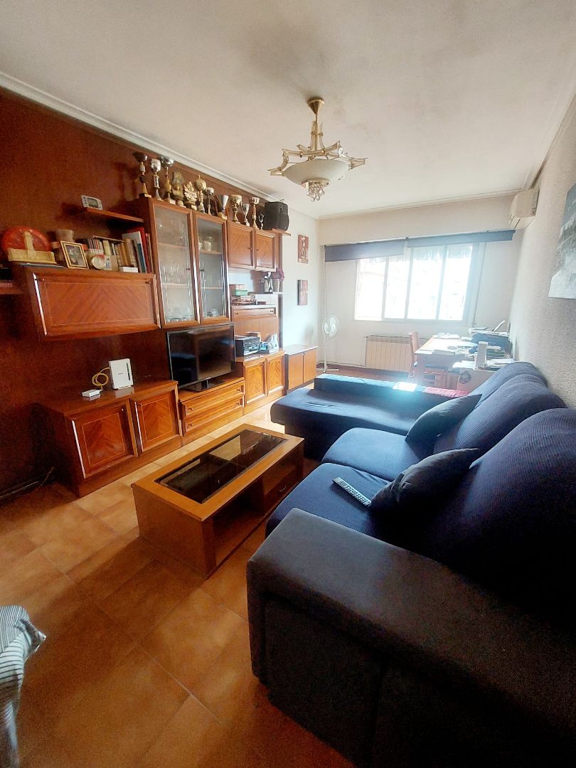 Sala d'estar de Pis en venda en  Logroño amb Aire condicionat, Calefacció i Parquet