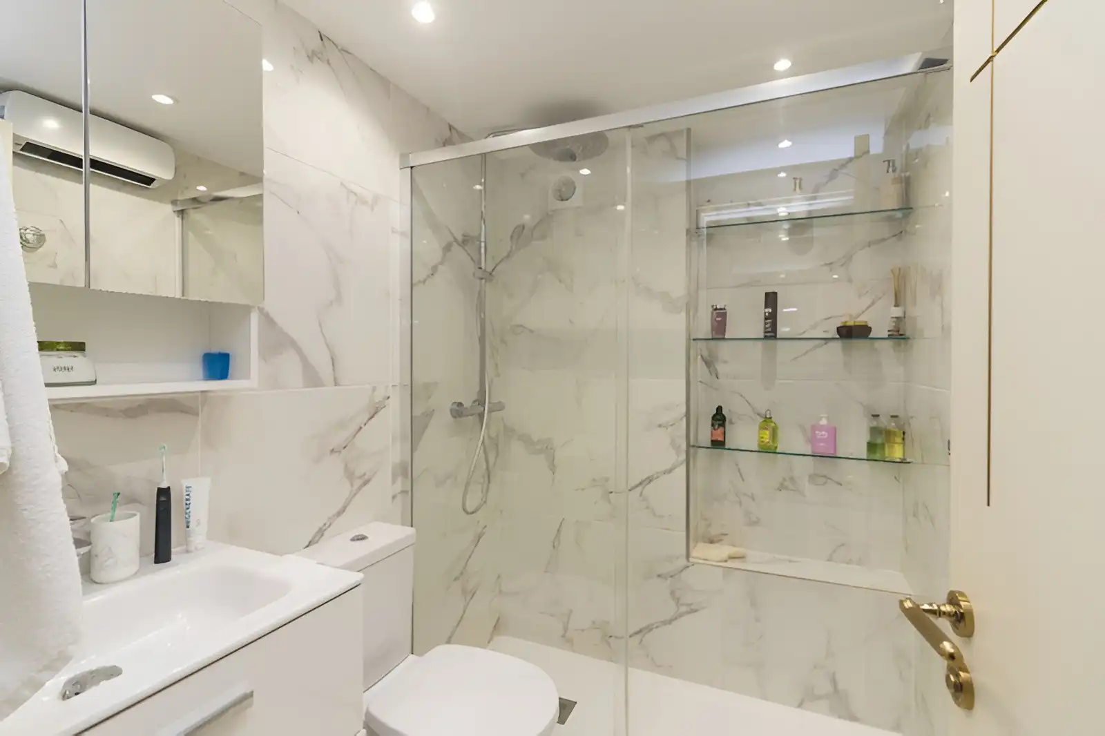 Apartament amb piscina en venda a Nueva Andalucía, imagen 14