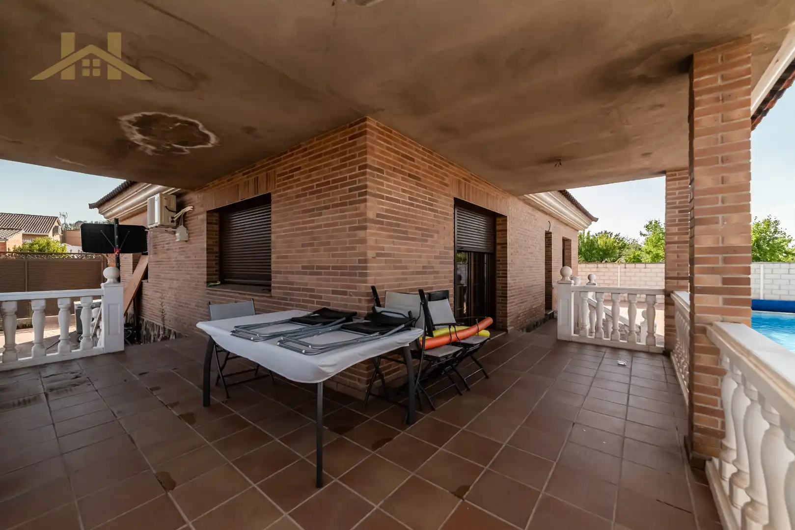 Terrassa de Casa o xalet en venda en El Álamo amb Aire condicionat, Jardí privat i Piscina