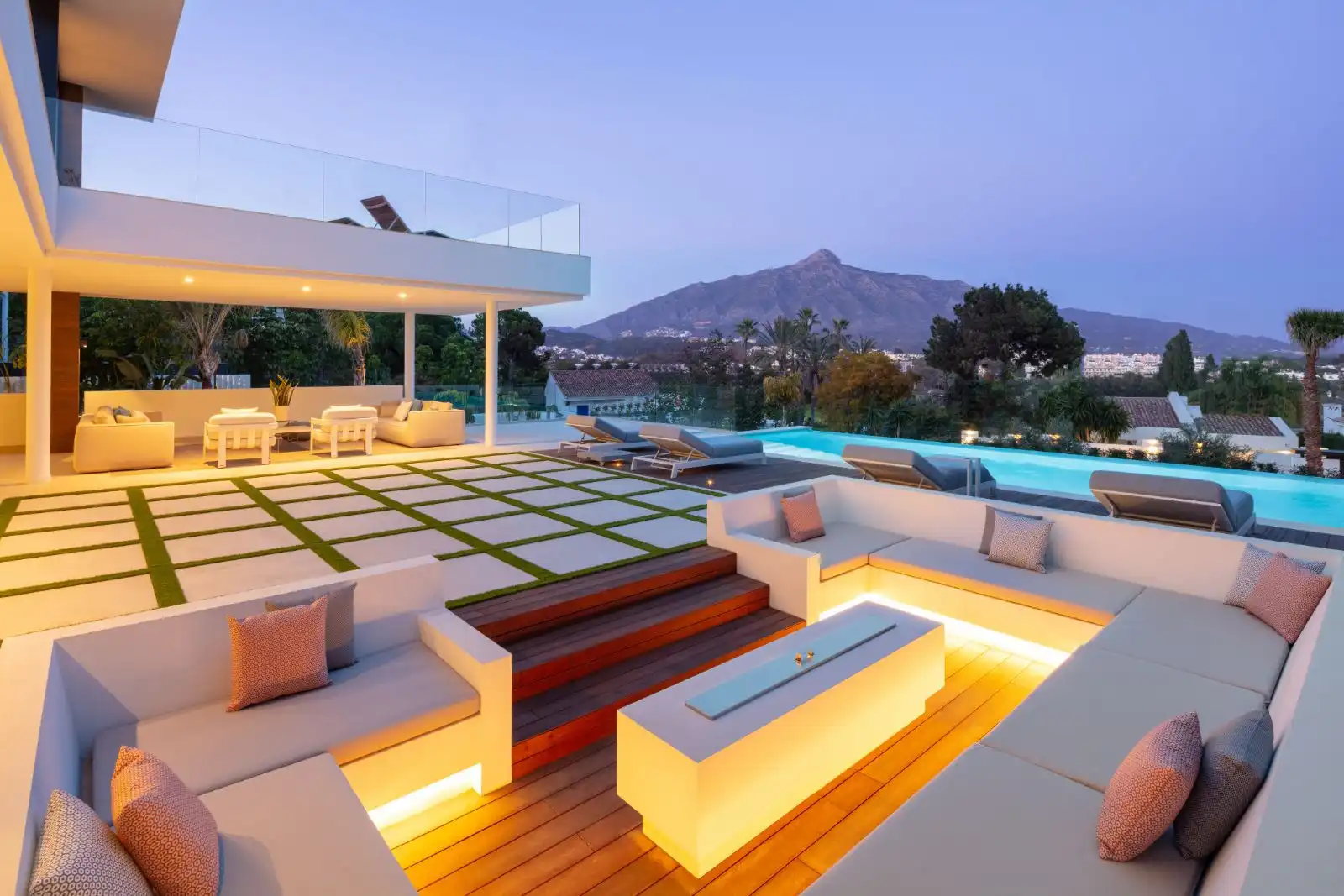 Casa amb piscina en venda a Marbella Centro, imagen 5