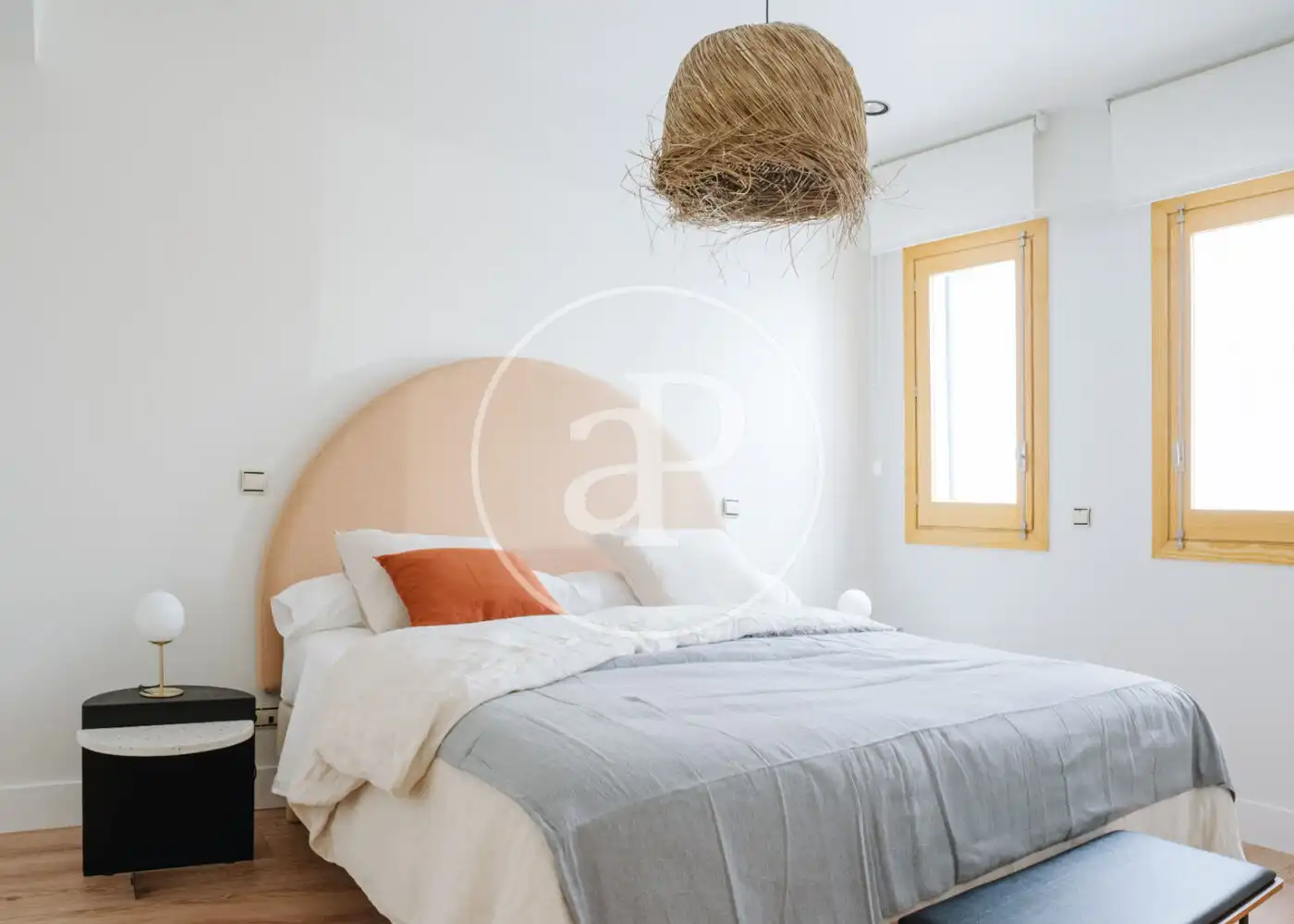 Schlafzimmer von Wohnung zur Miete in Madrid mit Klimaanlage, Heizung und Möbliert