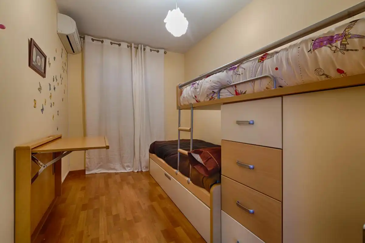 Apartamento de alquiler en La Zubia Ciudad