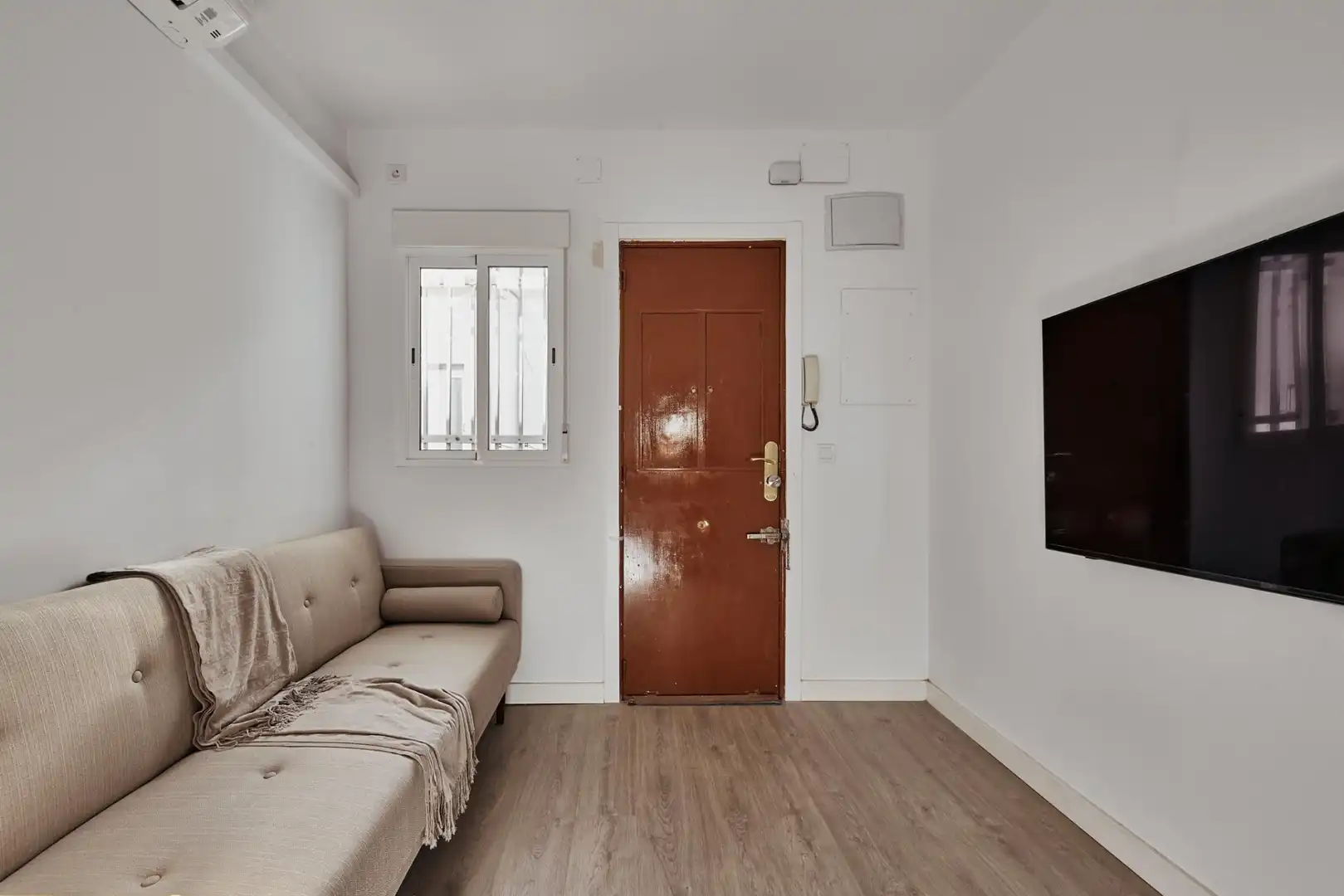 Piso en venta en Madrid con Aire acondicionado, Calefacción y Amueblado