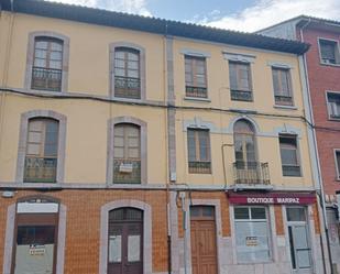 Exterior view of Building for sale in Parres