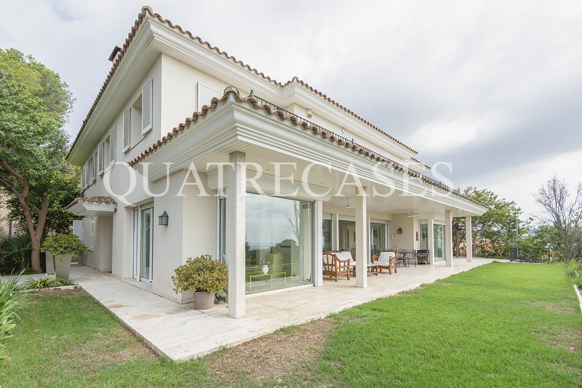 Vista exterior de Casa o xalet en venda en Sitges amb Calefacció, Jardí privat i Terrassa