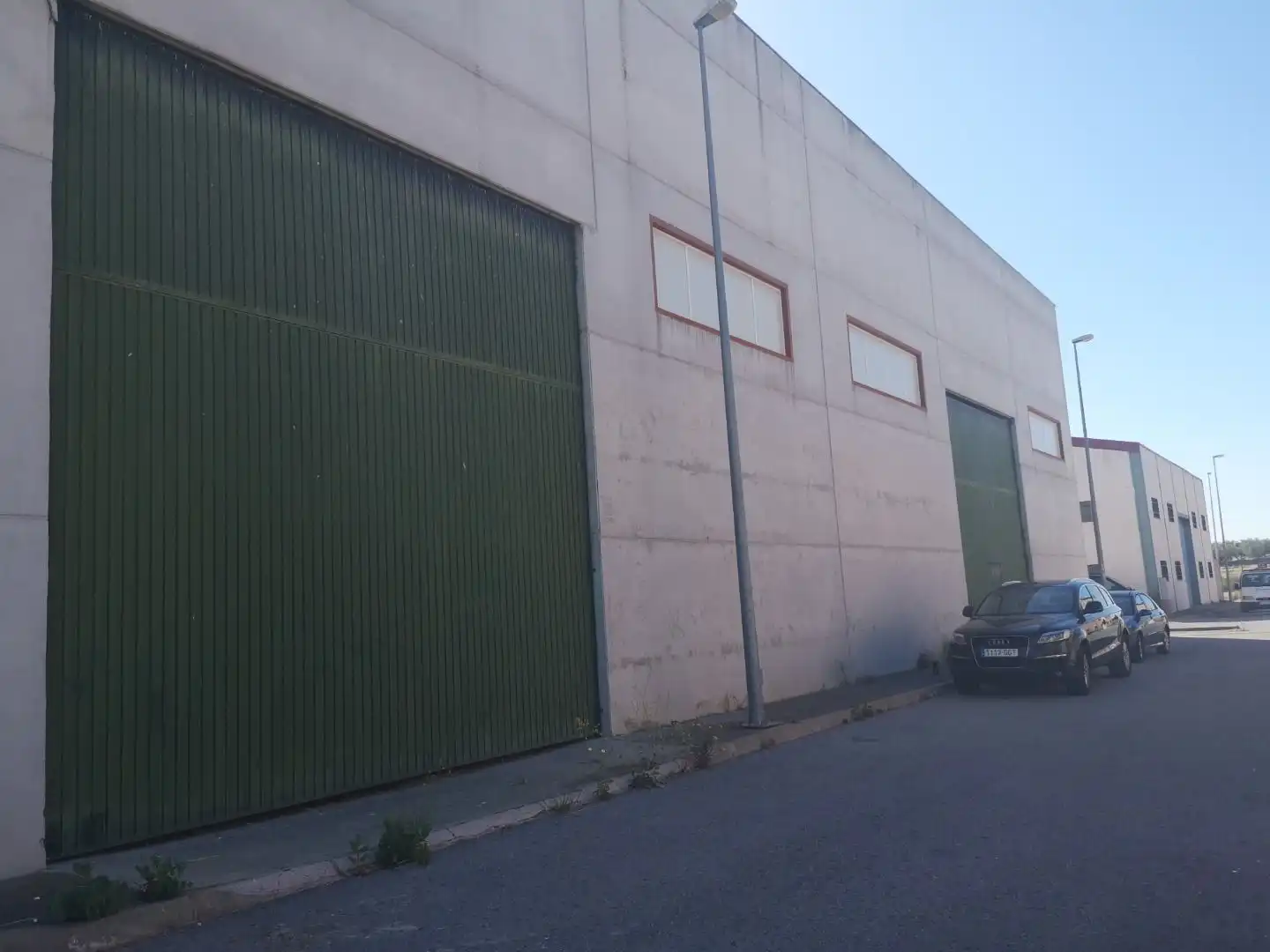 Vista exterior de Nau industrial en venda en Dos Torres