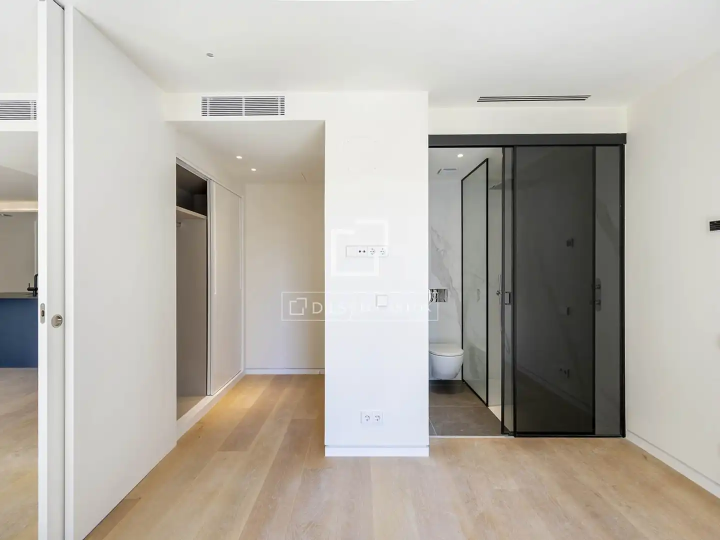 Habitación de Piso en venta en Barcelona con Aire acondicionado, Terraza y Piscina