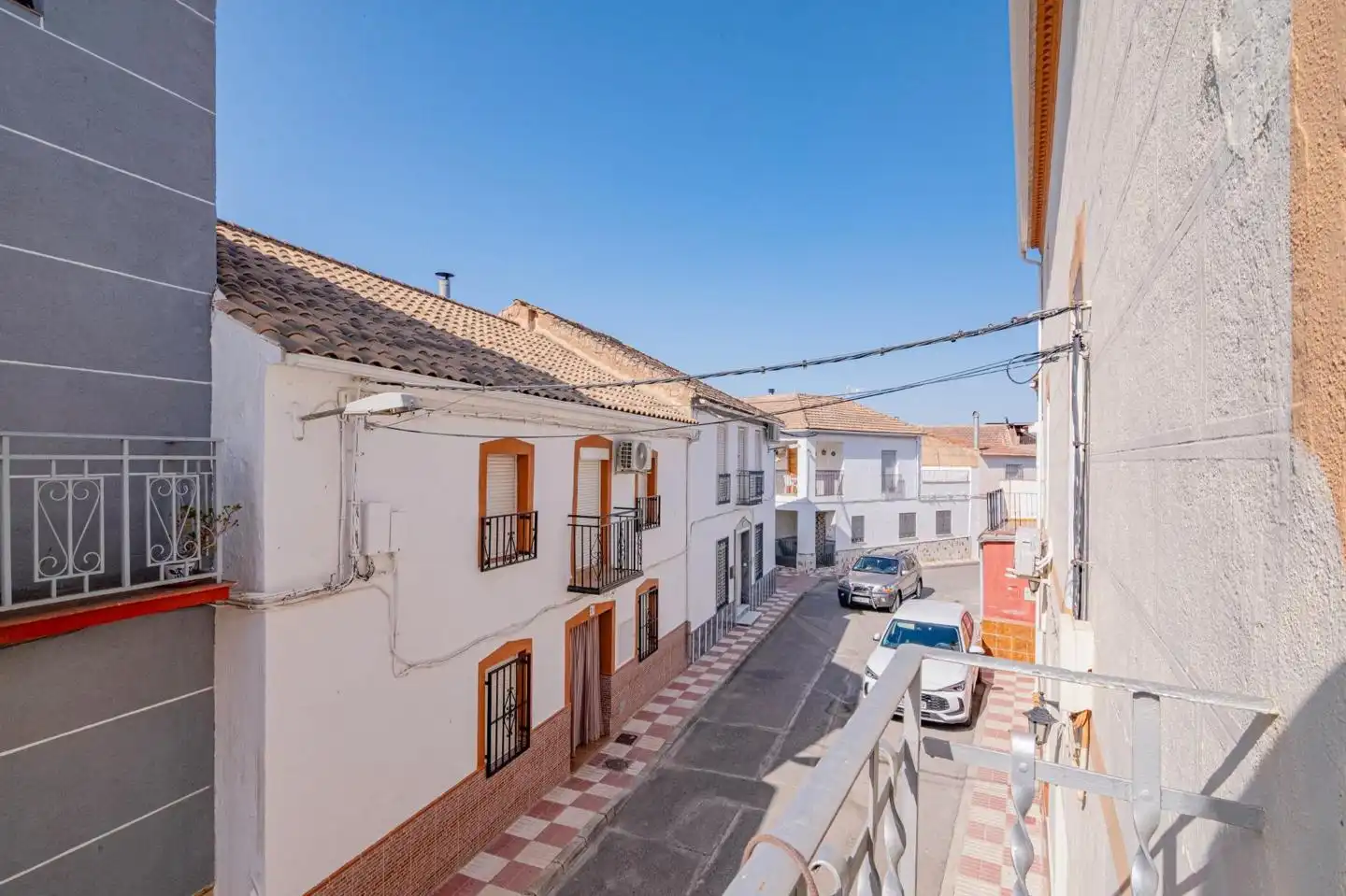 Vista exterior de Casa o xalet en venda en Chimeneas amb Terrassa, Moblat i Balcó