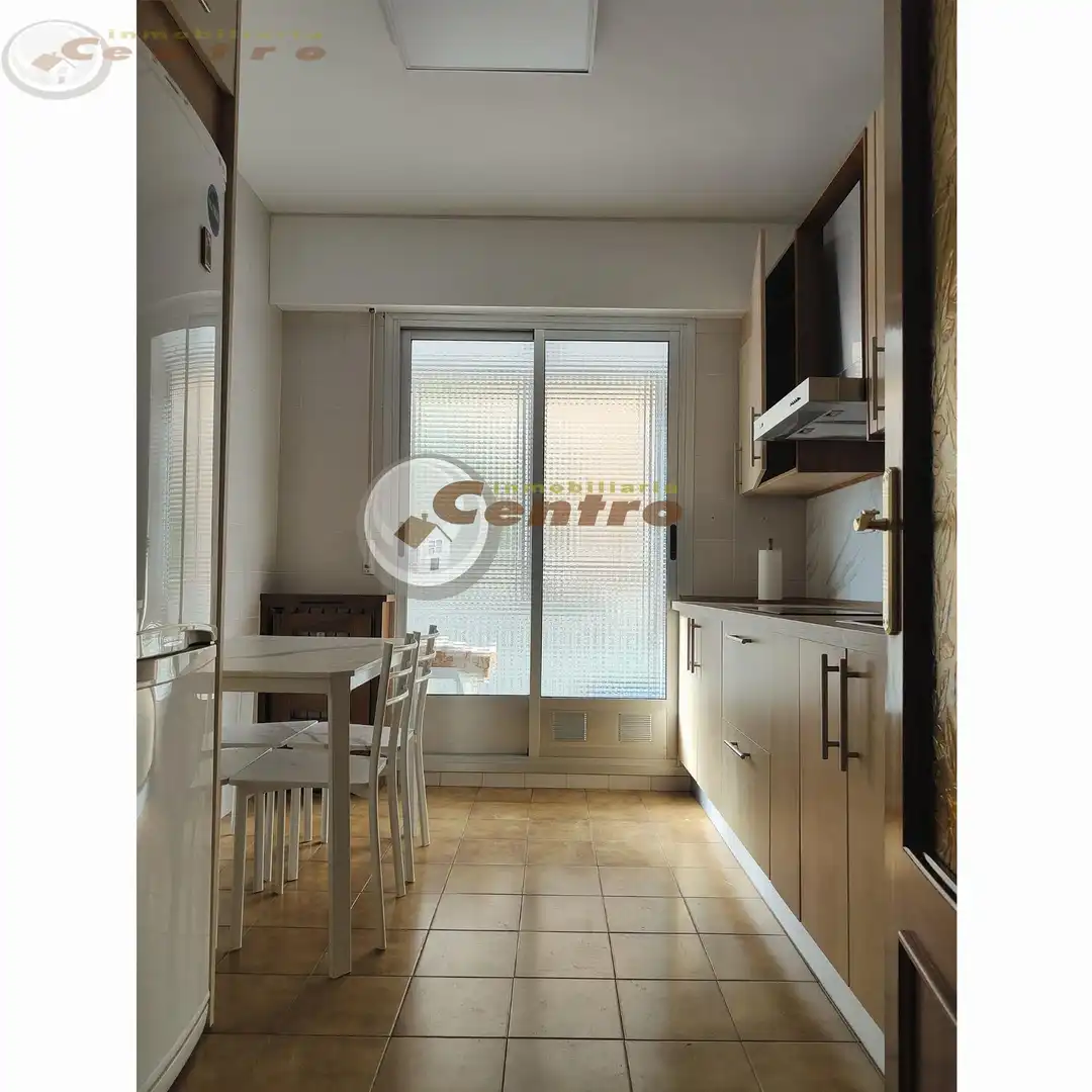 Cocina de Piso de alquiler en Albacete con Calefacción, Amueblado y Balcón