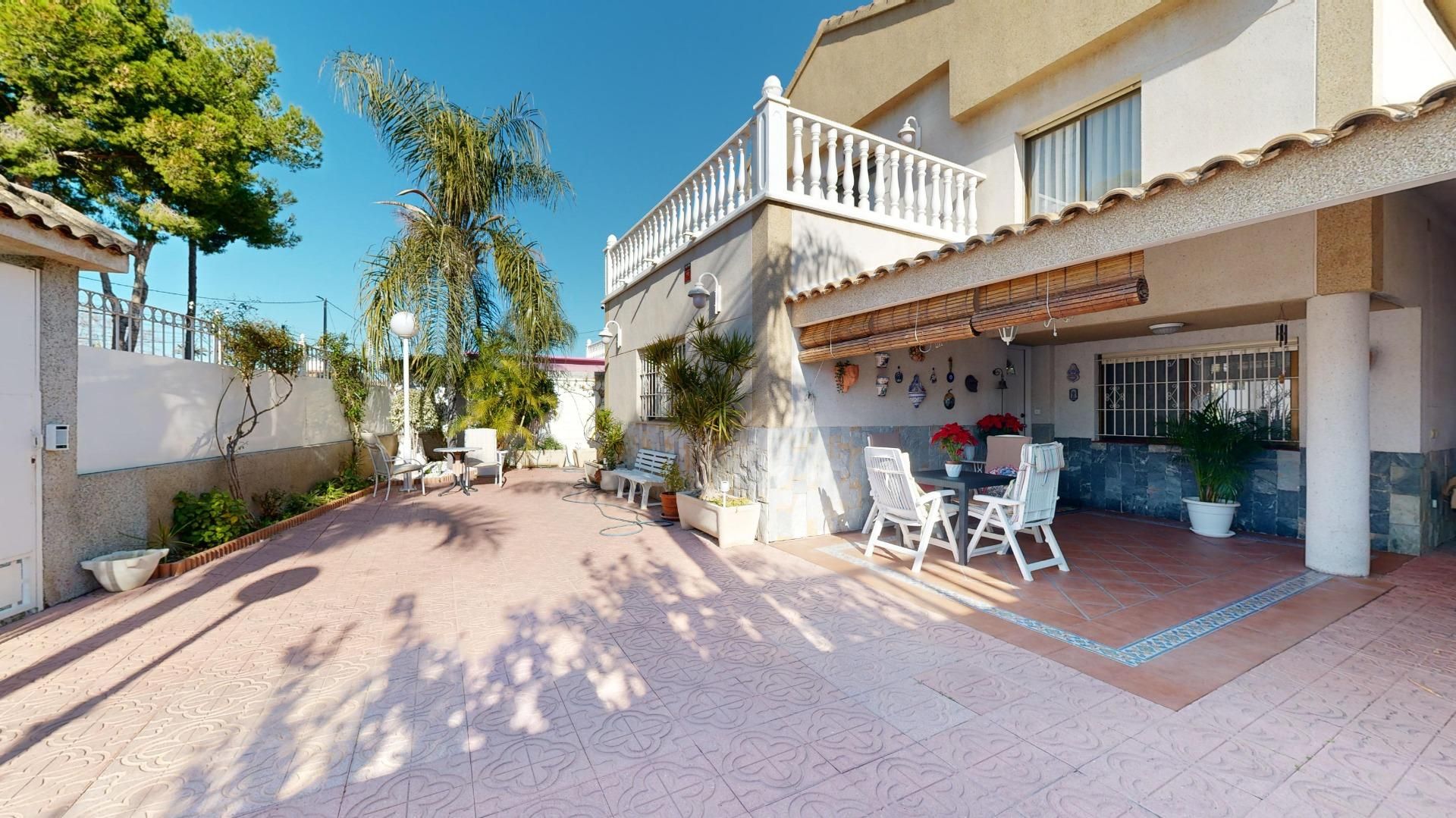 Jardí de Casa o xalet en venda en  Murcia Capital amb Aire condicionat, Calefacció i Jardí privat