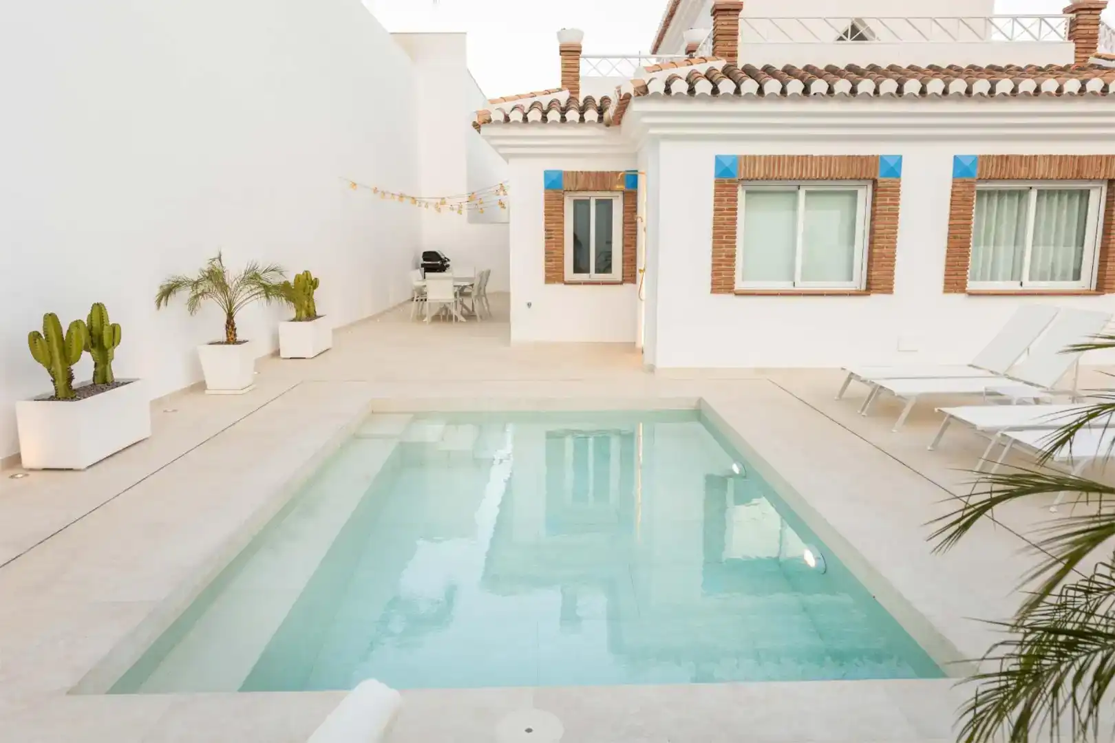 Piscina de Casa o chalet en venta en Almuñécar con Jardín privado, Piscina y Balcón