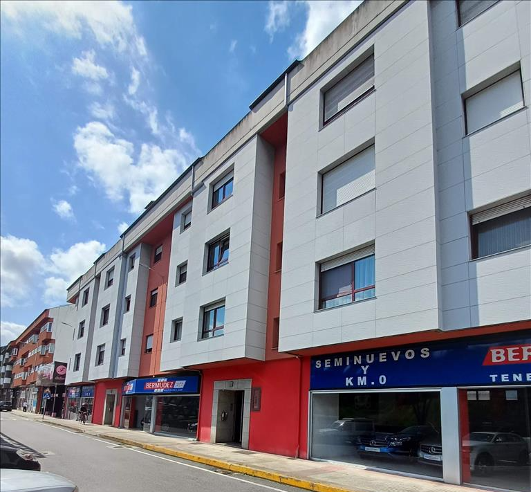 Traster en venda a CURROS ENRIQUEZ, Cambre