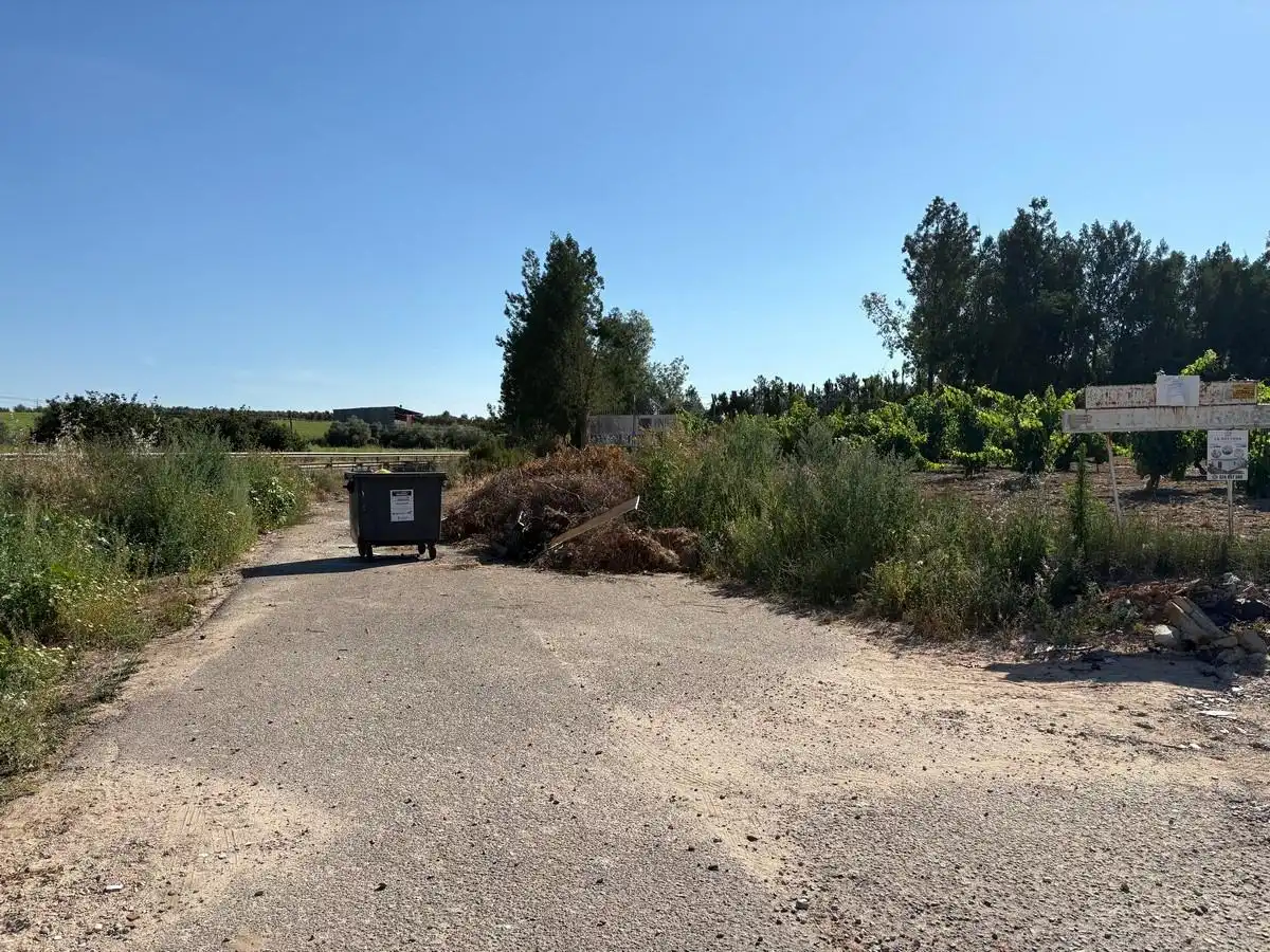 Terrenys i solars en venda a Bollullos Par del Condado