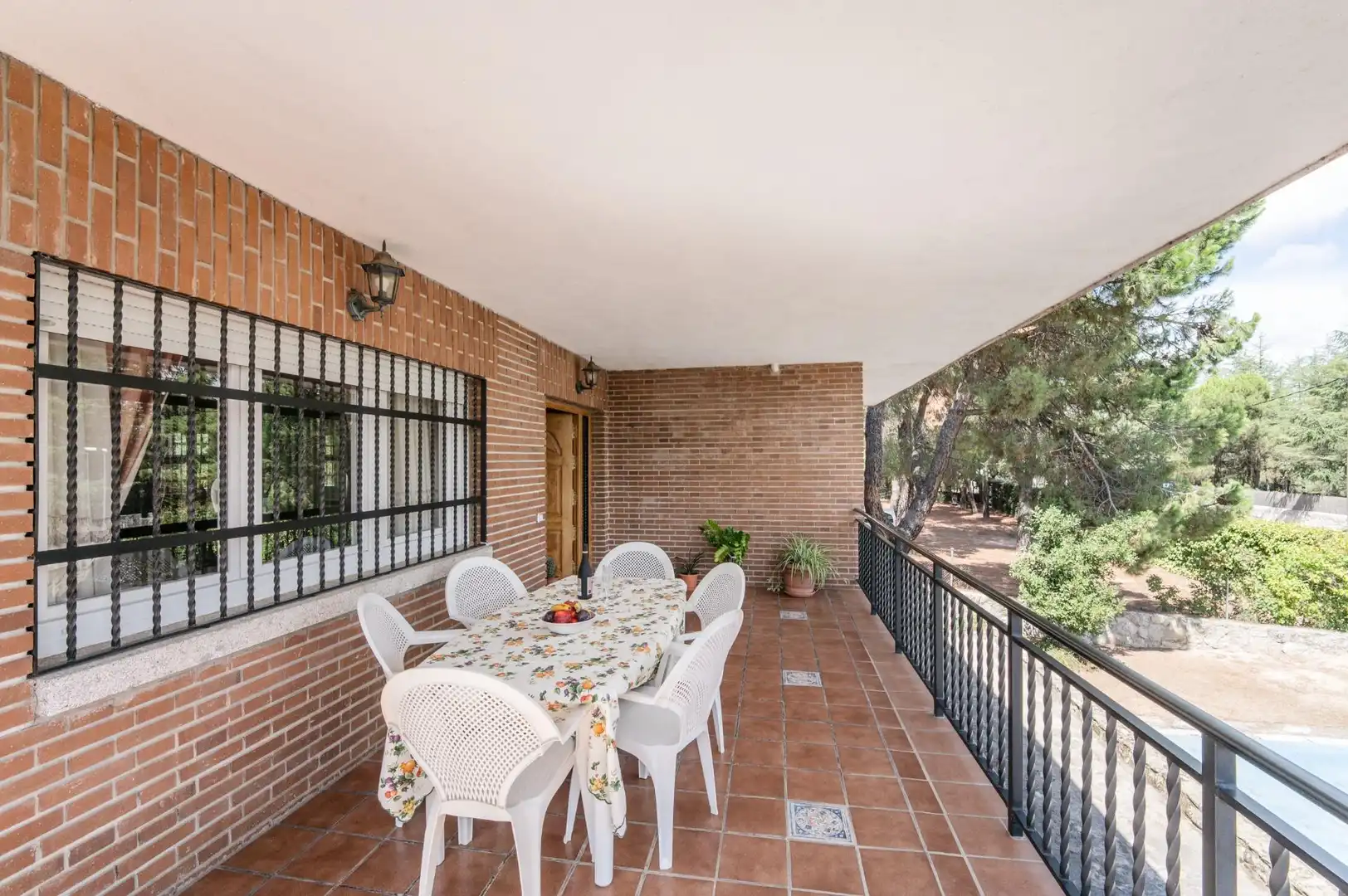 Houses for sale in Casa Amarilla
