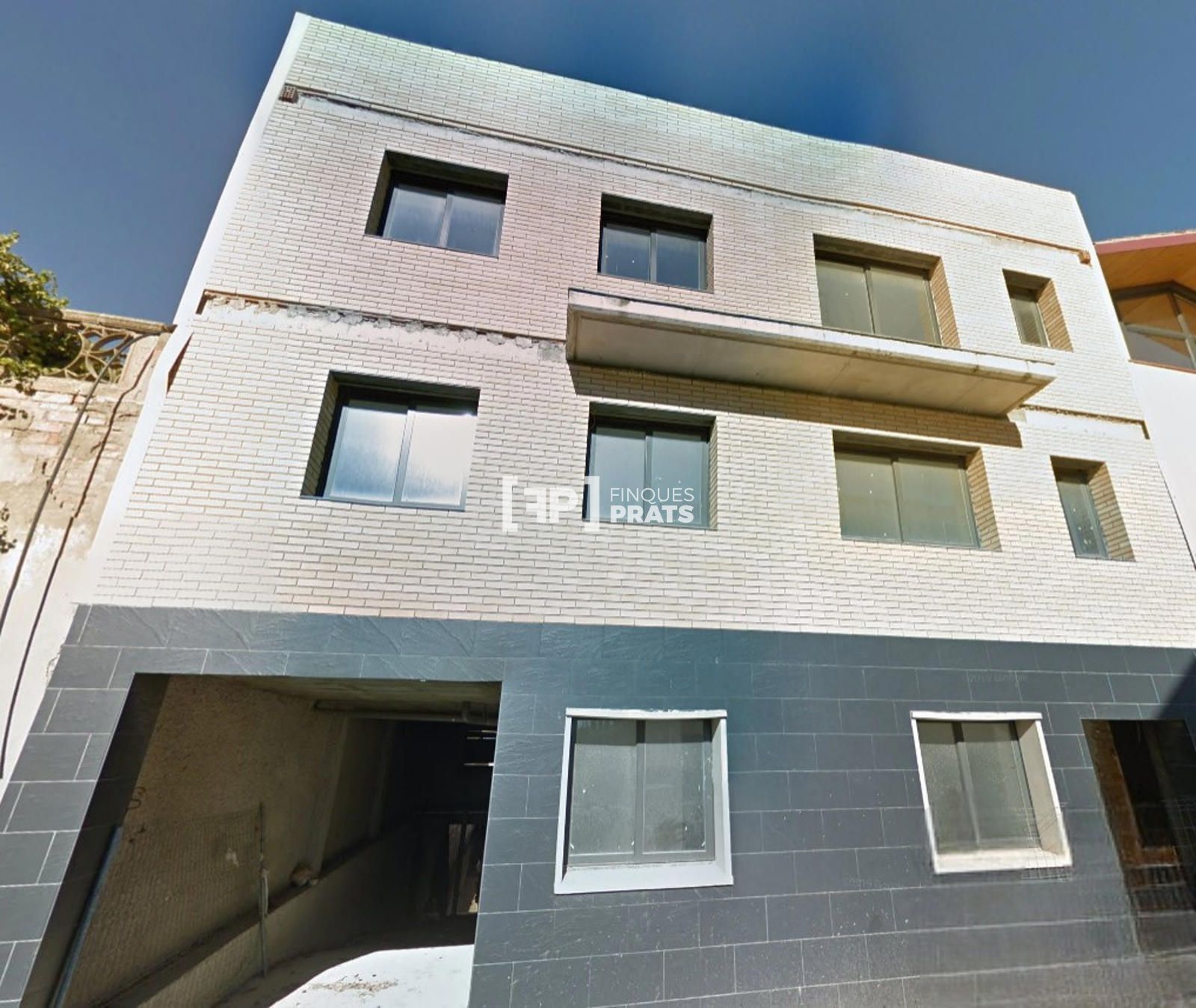 Vista exterior de Garatge en venda en La Fuliola