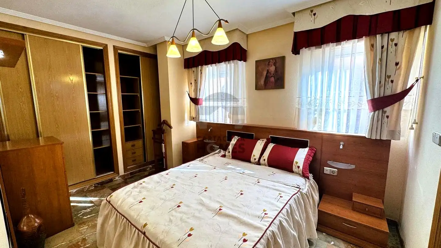 Habitación de Ático en venta en Cartagena con Aire acondicionado, Terraza y Amueblado