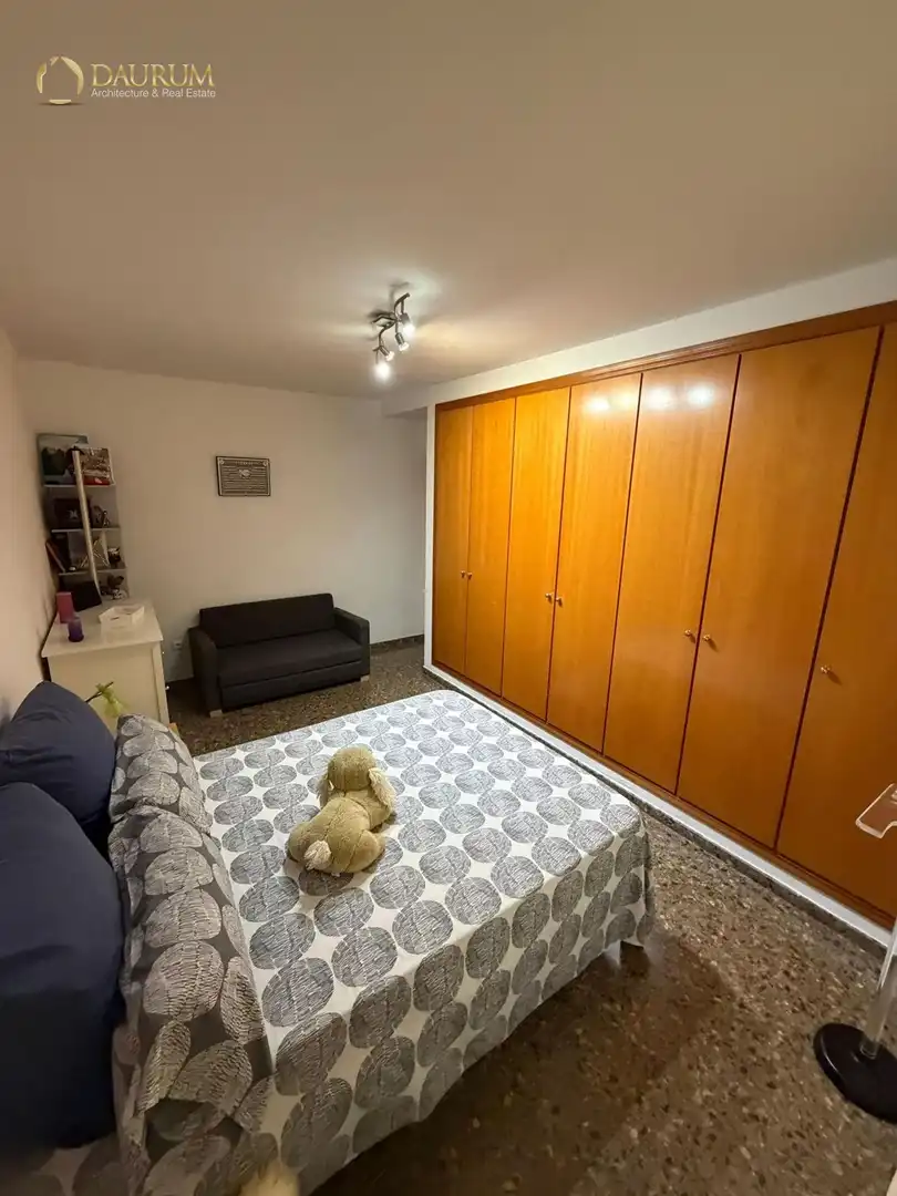 Dormitori de Pis en venda en Bonrepòs i Mirambell amb Aire condicionat i Terrassa
