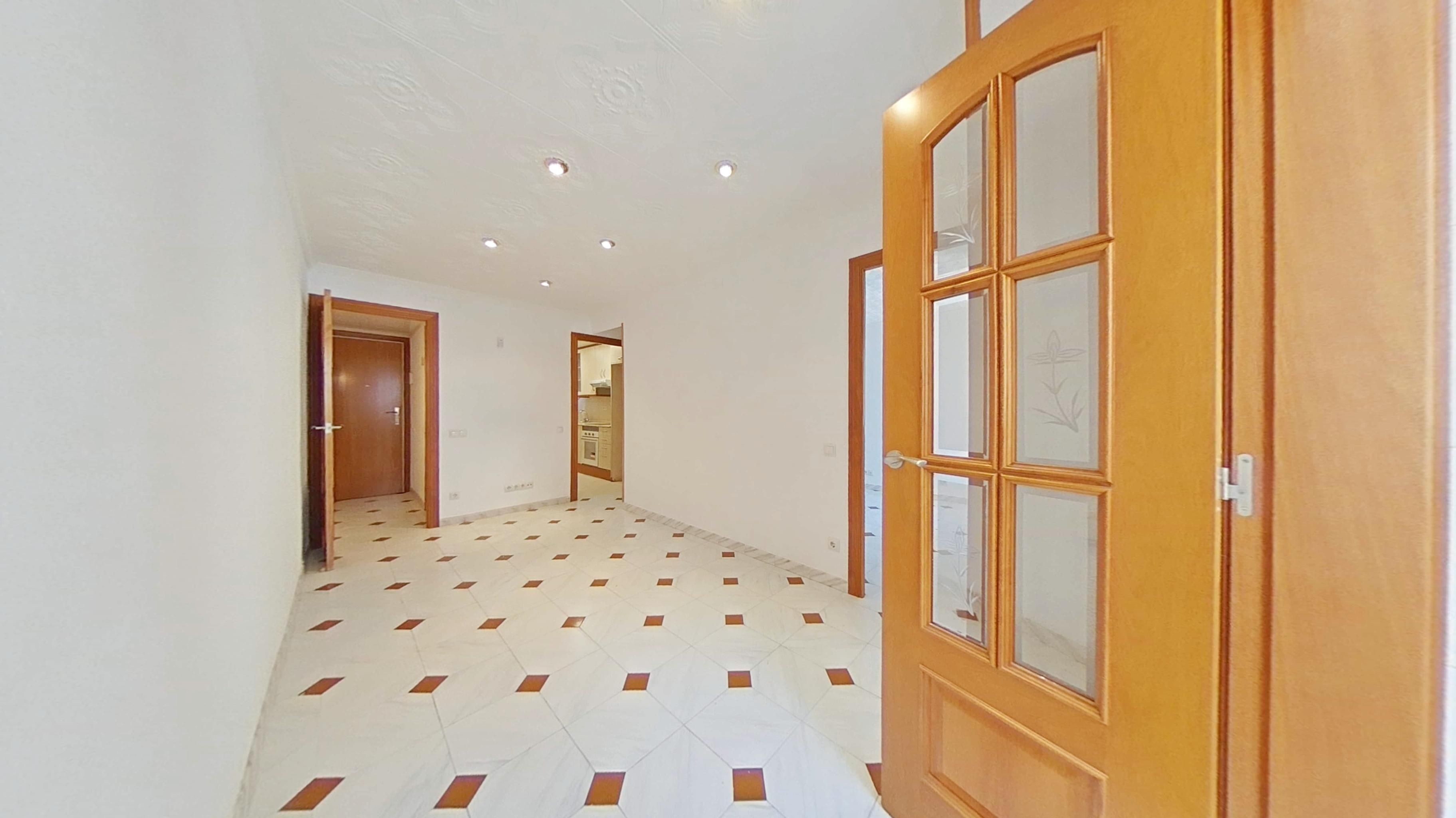 Piso en venta en L'Hospitalet de Llobregat con Horno