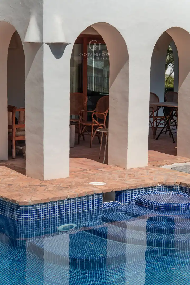 Piscina de Casa o xalet en venda en Moraira amb Aire condicionat, Calefacció i Jardí privat