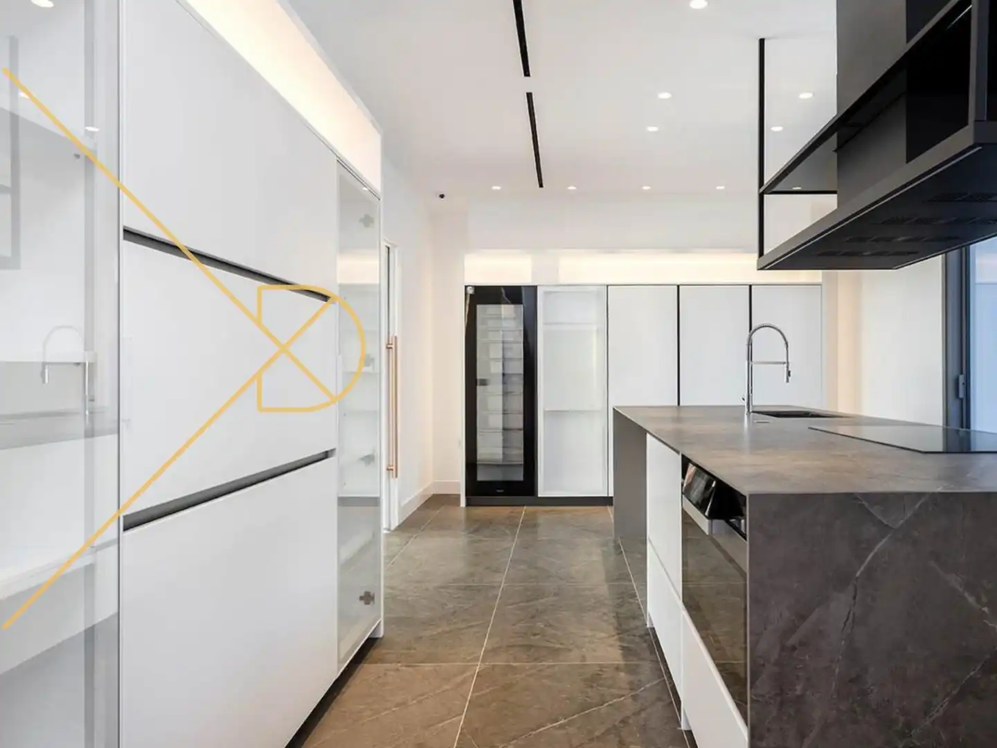 Cocina de Casa o chalet en venta en Barcelona con Aire acondicionado, Calefacción y Jardín privado