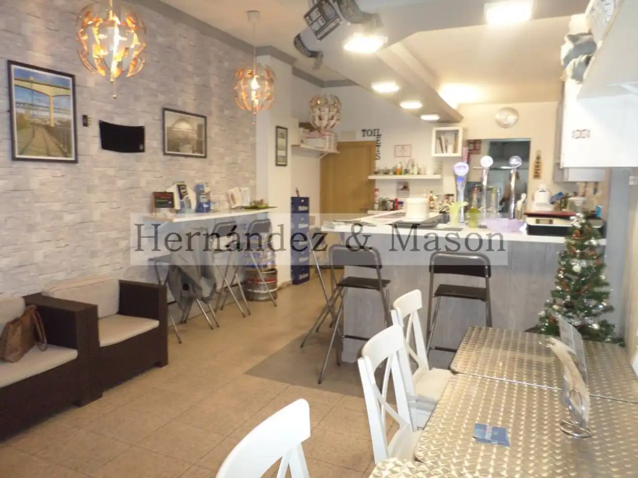 Local comercial en venda a La Carihuela - Los Nidos