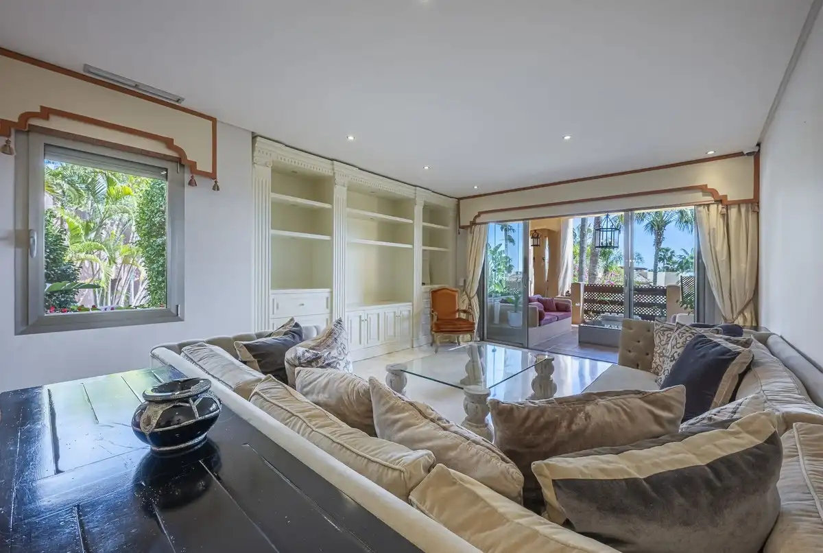 Piso con ascensor en venta en Milla de Oro, imagen 9