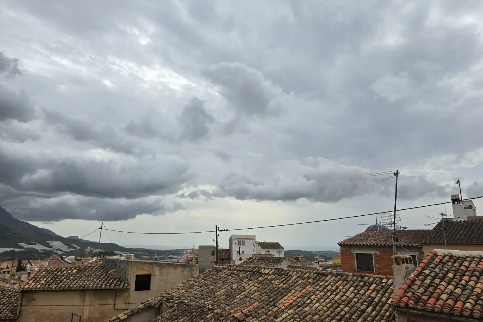Vista exterior de Casa o chalet en venta en Callosa d'en Sarrià con Trastero
