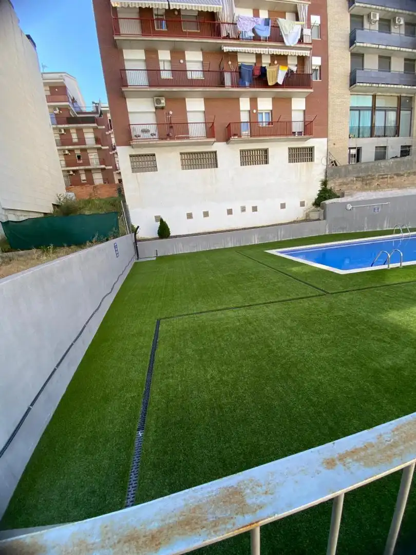 Piscina de Pis en venda en Manresa amb Calefacció, Piscina i Moblat