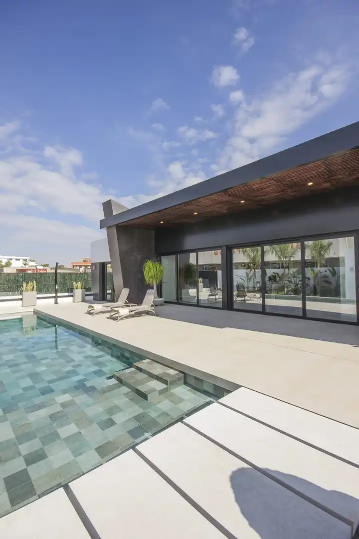 Detached house with pool for sale in Calle Sorolla, imagen 15