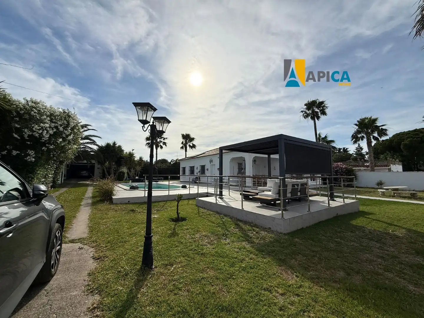 Exterior view of Houses for sale in Chiclana de la Frontera  with Air Conditioner, Terrace and Storage room