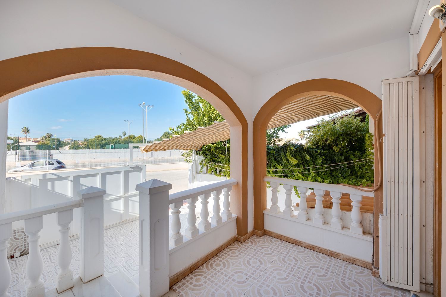 Terrace of Single-family semi-detached for sale in Torrevieja  with Air Conditioner, Heating and Furnished