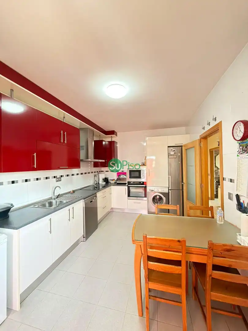 Chalet con jardín en venta en Calle Portugal 2, imagen 10