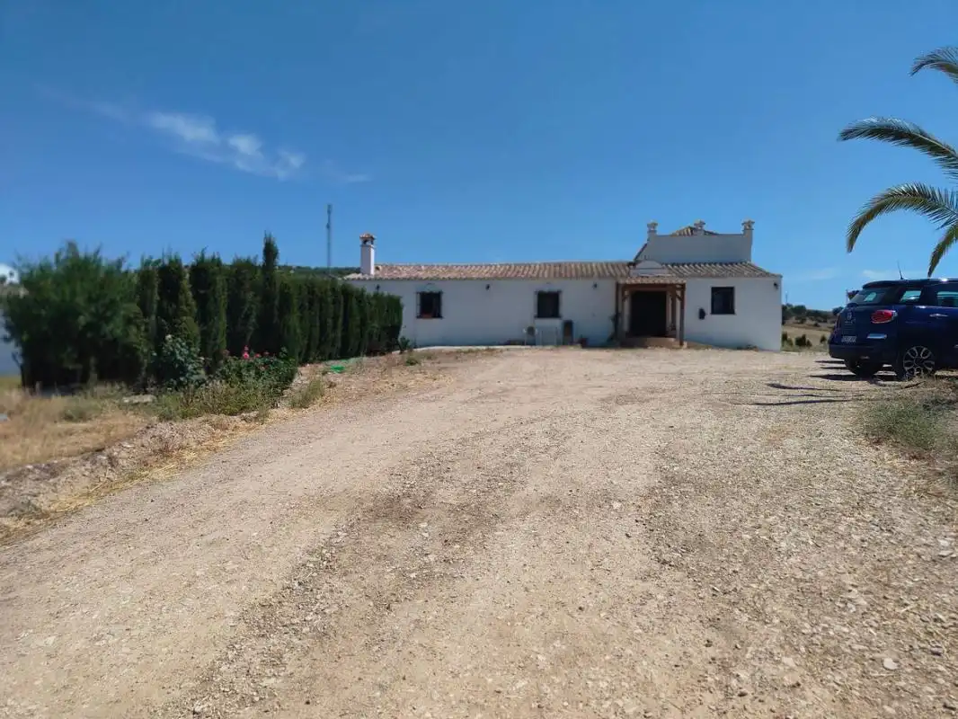 Casa rústica amb jardí en venda a Calle Hijas de la Caridad, imagen 35