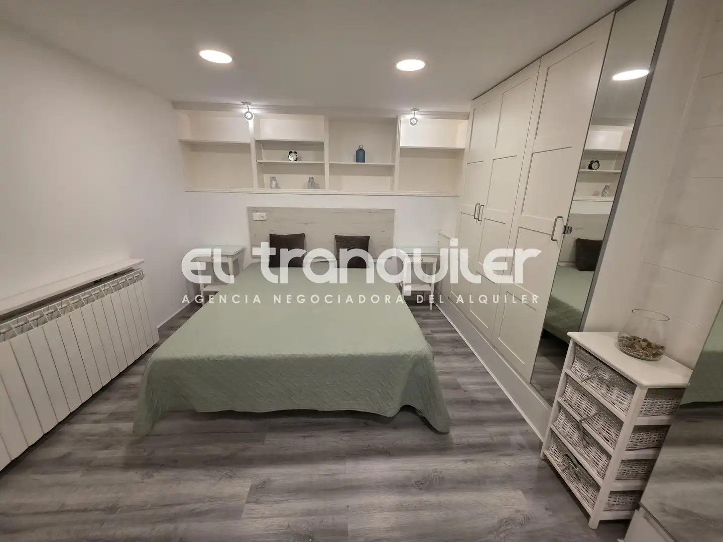 Habitación de Piso de alquiler en Madrid con Terraza, Amueblado y Lavadora