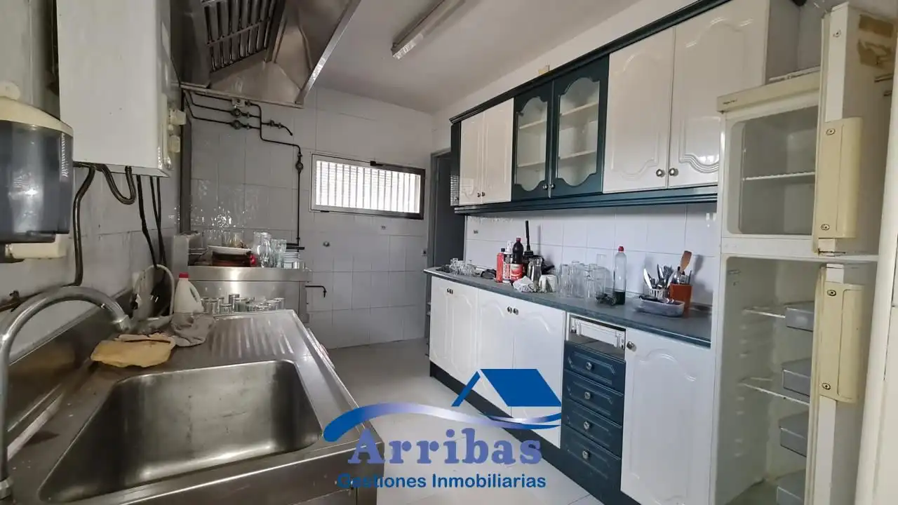 Cocina de Local en venta en Hormigos con Aire acondicionado y Calefacción