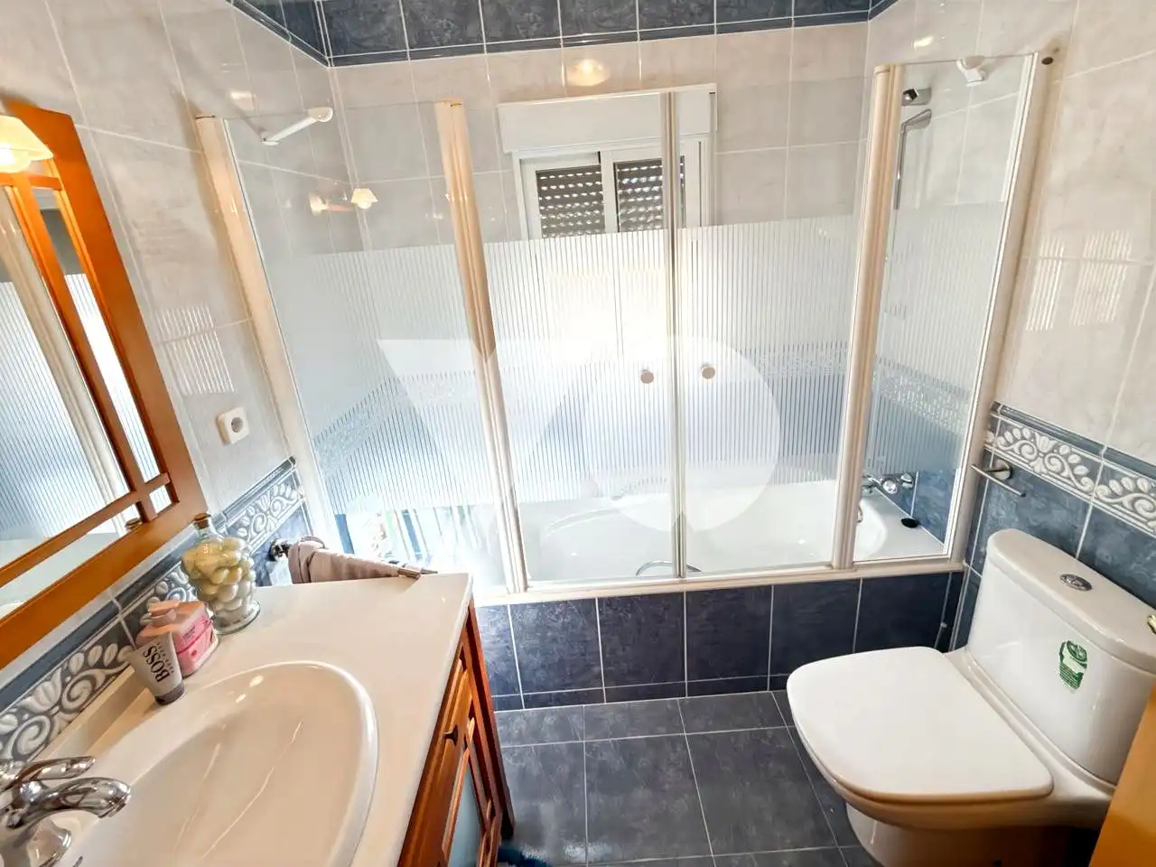 Baño de Casa o chalet en venta en Ribatejada con Aire acondicionado, Calefacción y Jardín privado
