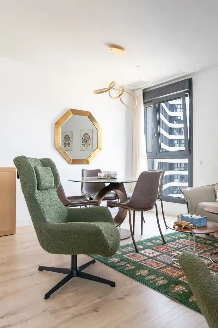 Menjador de Apartament en venda en Málaga amb Aire condicionat, Terrassa i Moblat