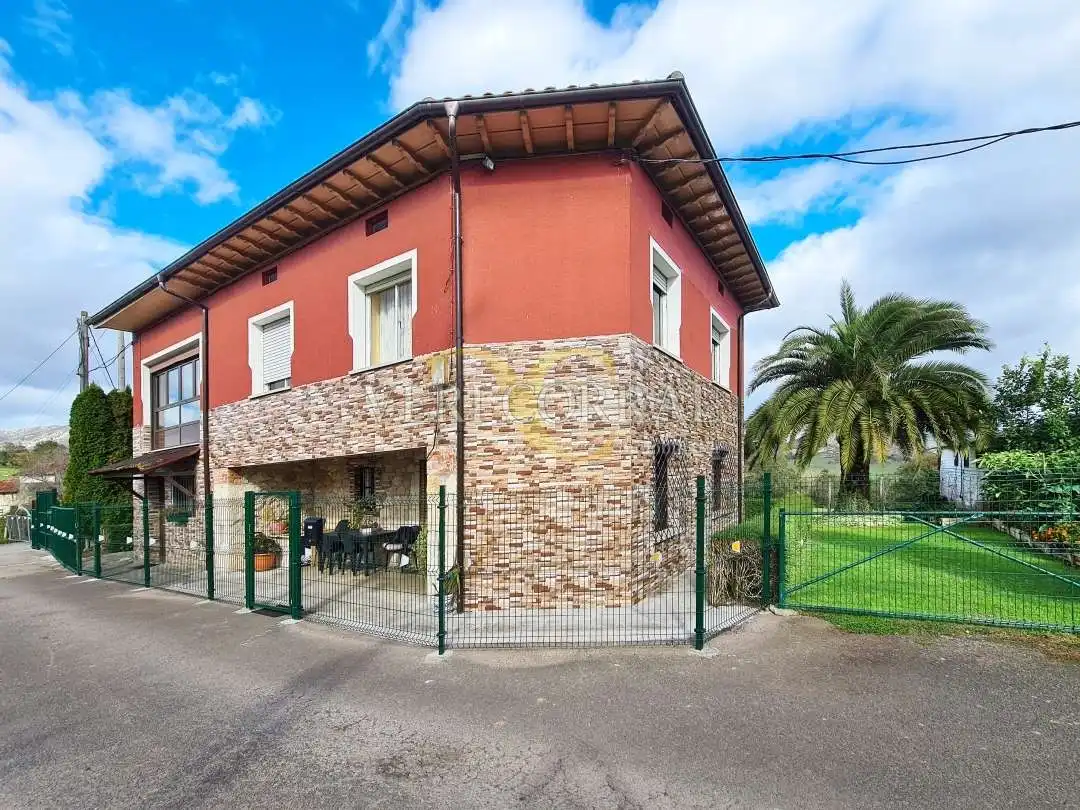 Casa amb jardí en venda a Carretera Cuadroveña, imagen 3