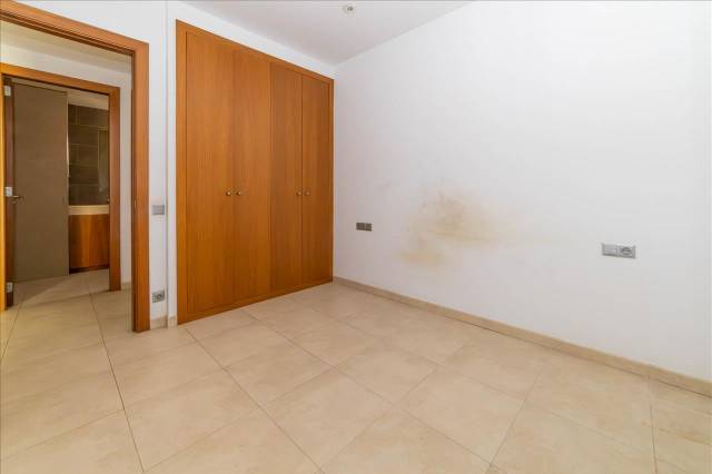 Piso en Venta en Lluis Companys, De en Nord-Oest - Can Noguera