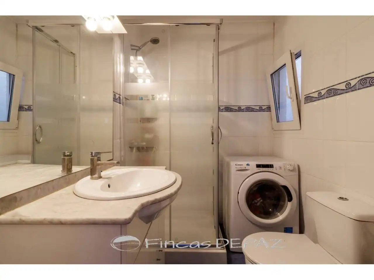 Baño de Apartamento en venta en Gavà con Aire acondicionado, Calefacción y Parquet