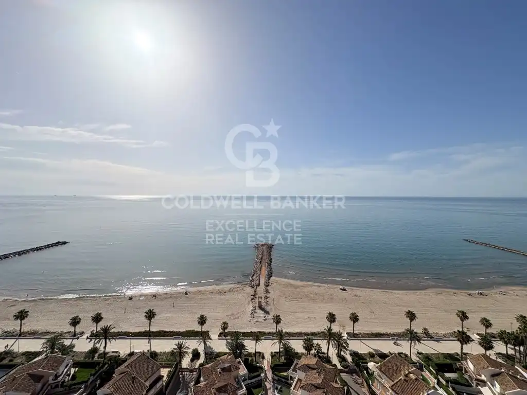 Vista exterior de Planta baja en venta en El Puig de Santa Maria con Jardín privado, Piscina y Horno