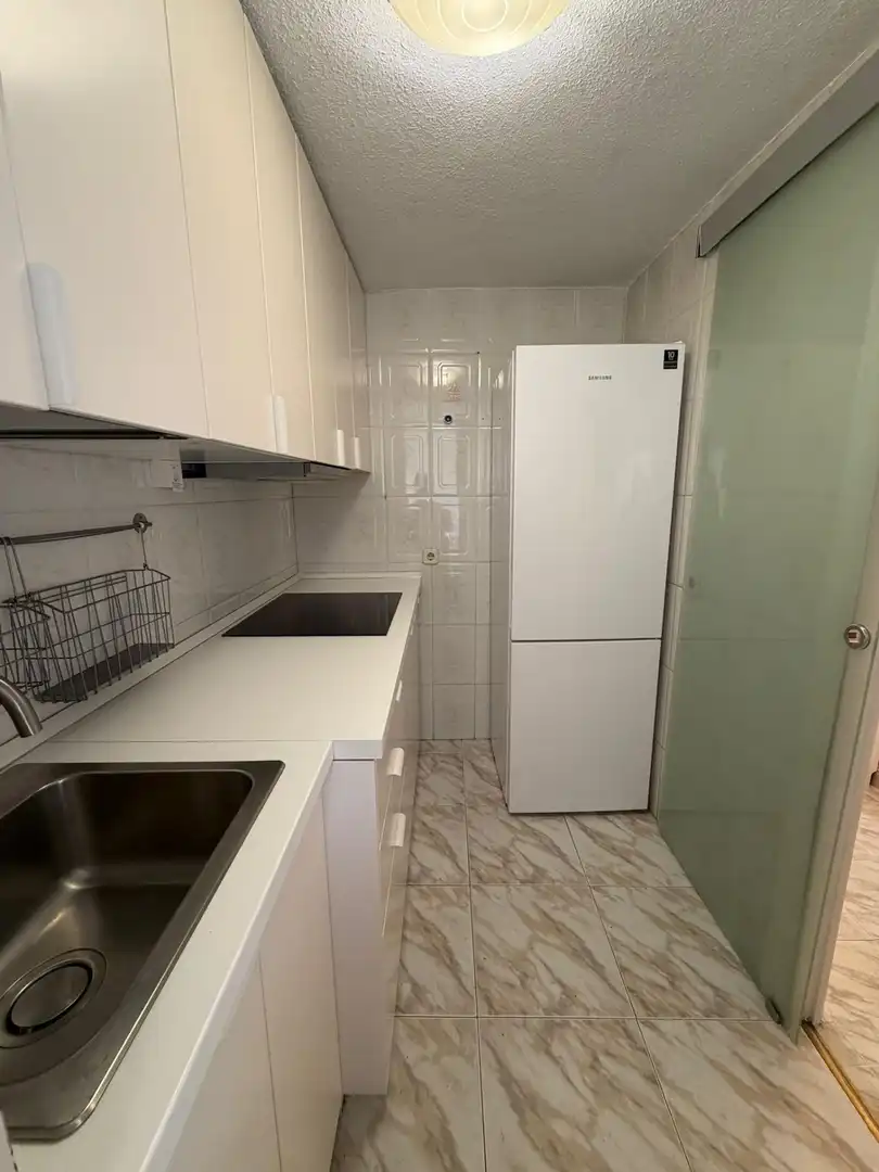 Cocina de Piso de alquiler en Madrid con Aire acondicionado, Calefacción y Amueblado