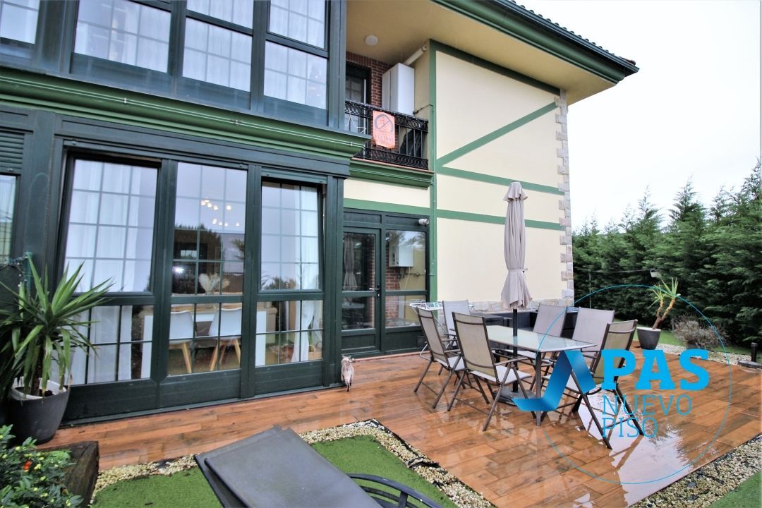 Terraza de Piso en venta en Penagos con Calefacción, Jardín privado y Trastero