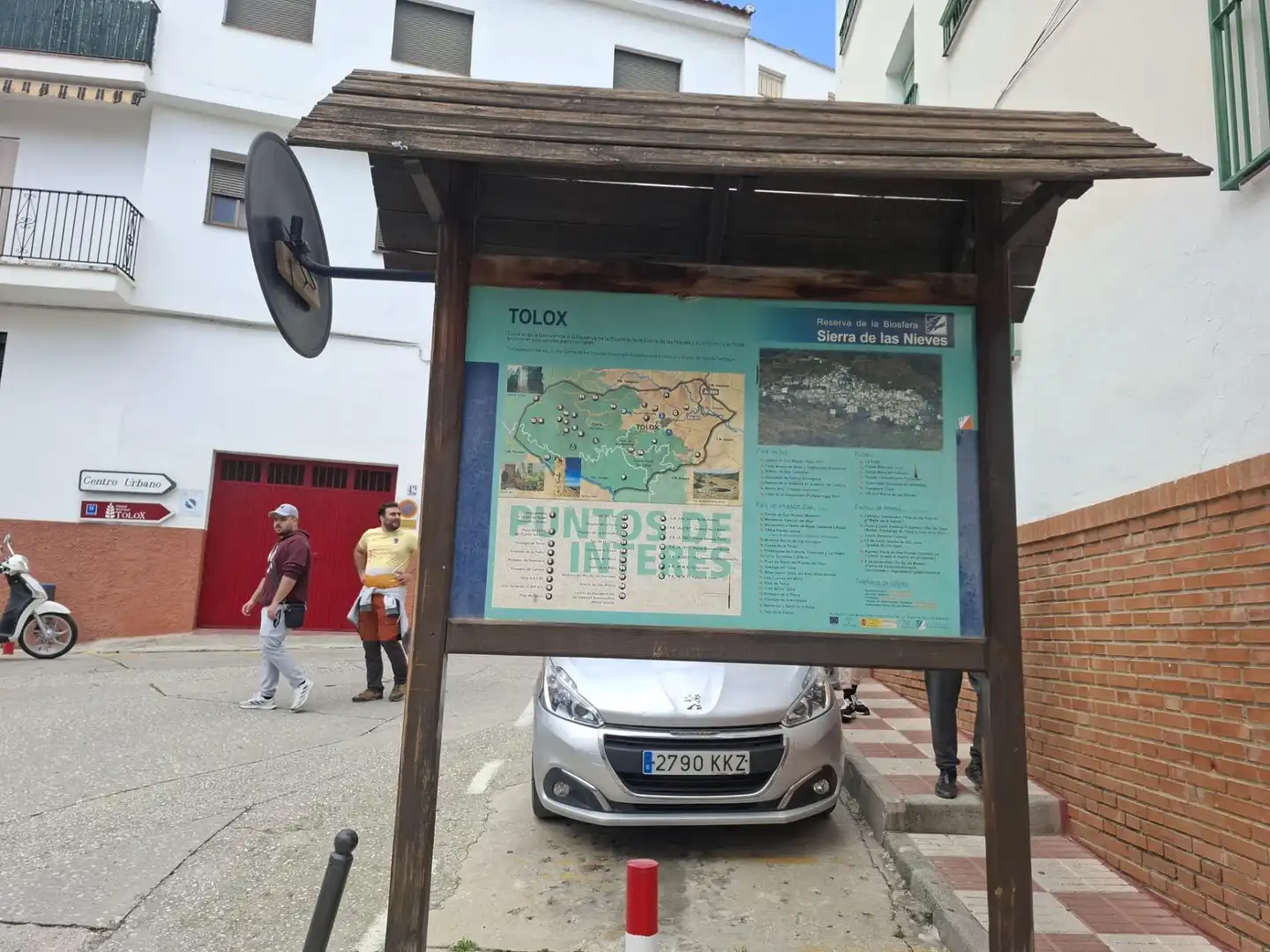 Vista exterior de Edificio en venta en Tolox