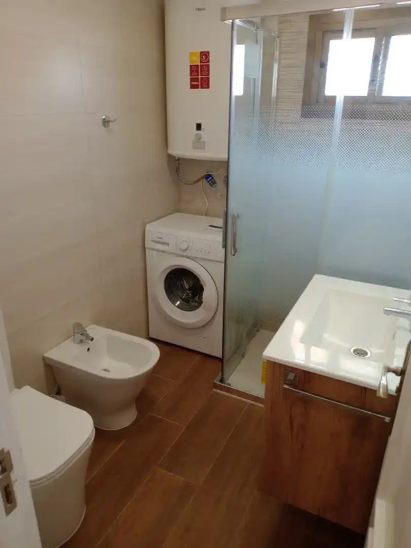 Bathroom of Flat for sale in Benalmádena  with Air Conditioner and Balcony