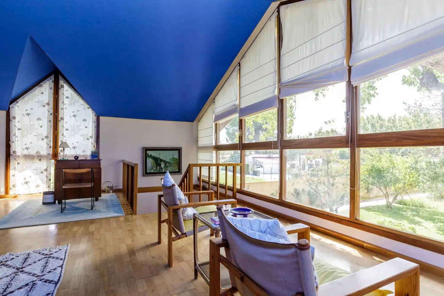 Sala d'estar de Casa o xalet en venda en Zaragoza amb Aire condicionat, Calefacció i Jardí privat