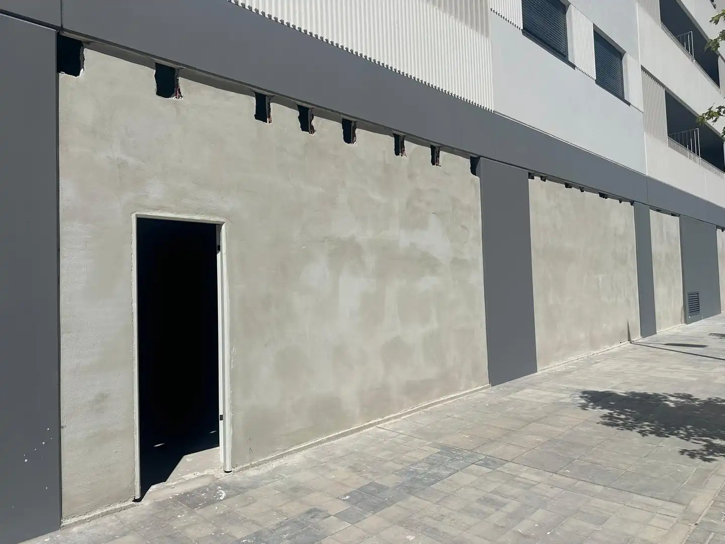 Exterior view of Commercial properties for rent in Madrid