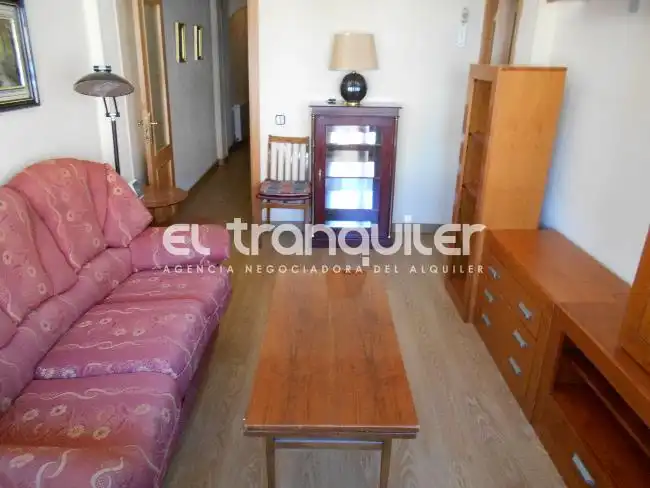 Penthouse with lift to rent in Calle Torres Miranda, imagen 34