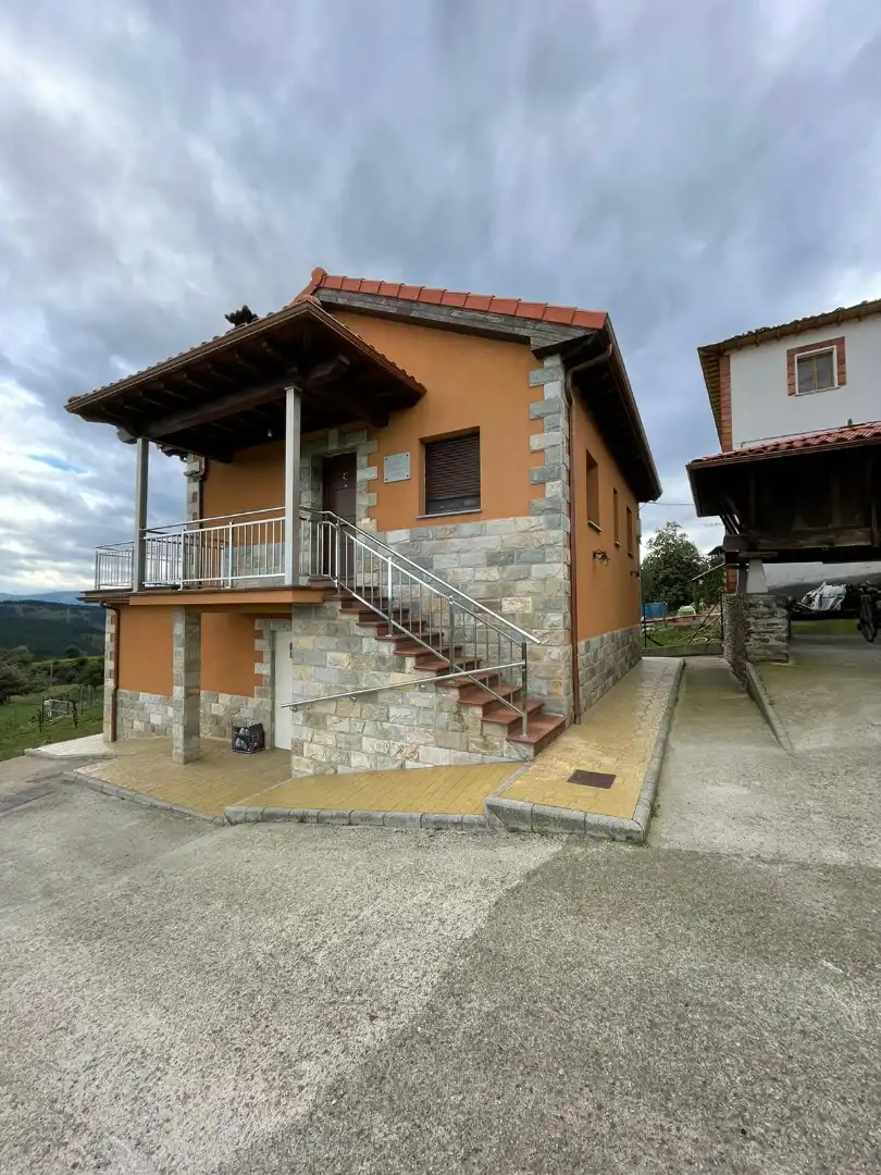 Vista exterior de Finca rústica de alquiler en Tineo con Calefacción, Jardín privado y Parquet