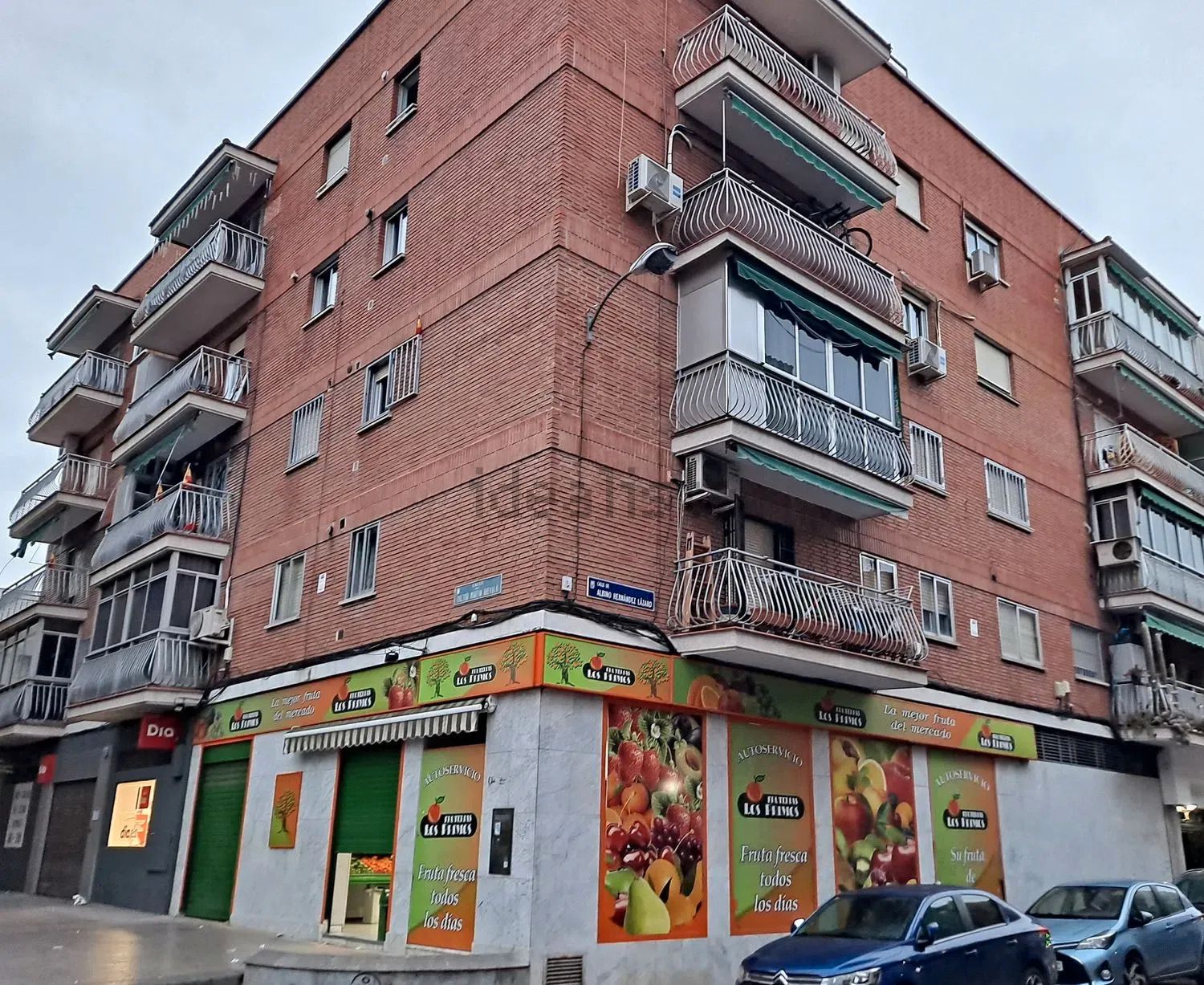Exterior view of Flat for sale in  Madrid Capital  with Heating, Terrace and Furnished